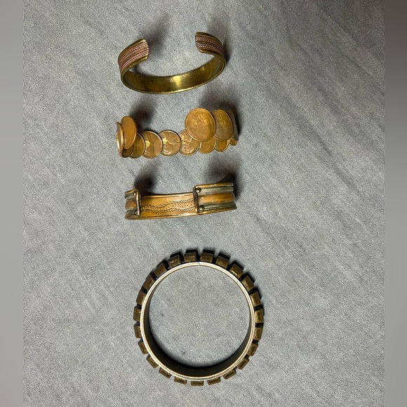 Vintage Penny & Copper and Brass Assortment Bangle/ Adjustable Cuff Bracelets - Picture 4 of 6